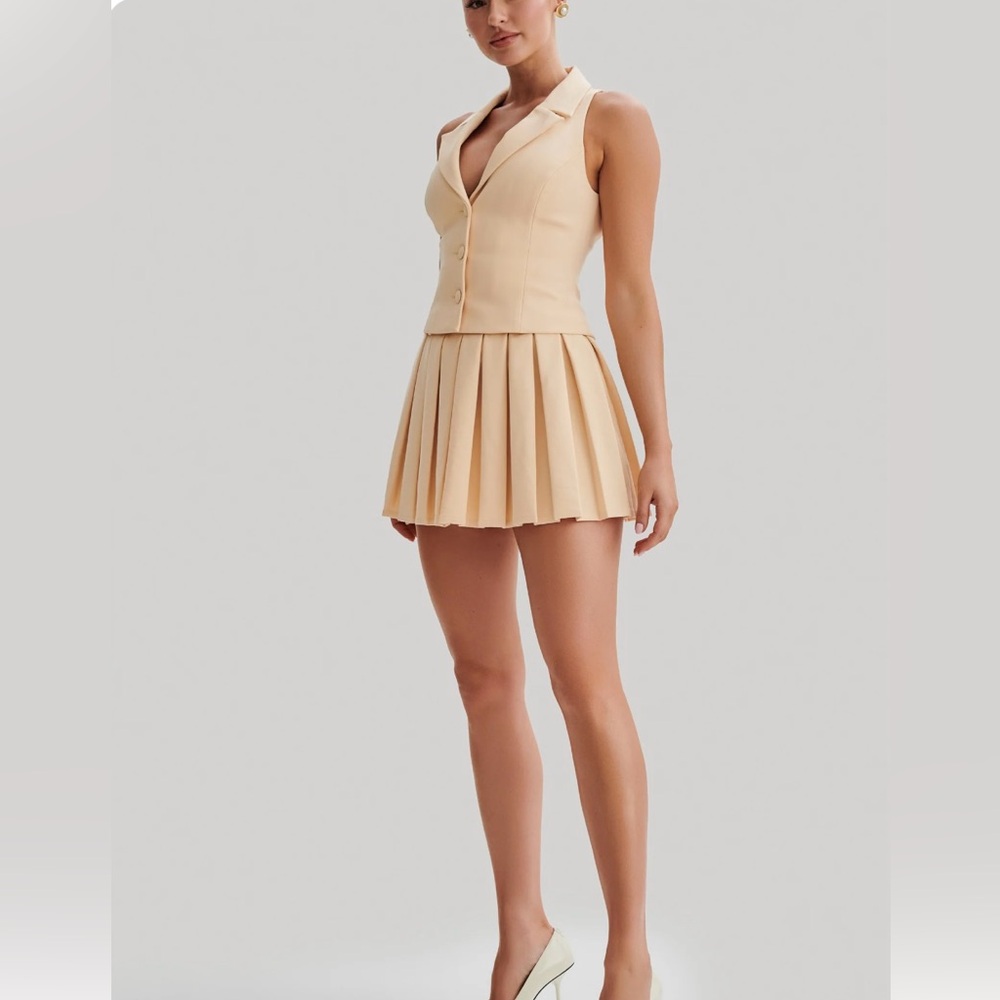 Cream Pleated Skirt and Vest Set